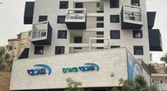 קומה מסחרית עצמאית מניבה