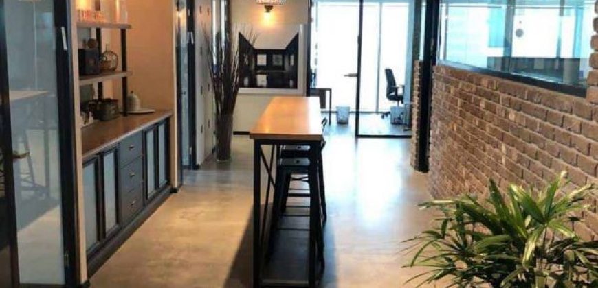 בהזדמנות נדירה, 430 מ"ר במגדל אלקטרה