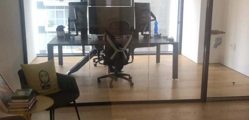 להשכרה בקומה גבוהה, מגדל מידטאון בתל אביב, רמת גימור גבוהה