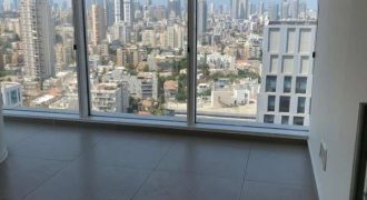 במגדל הכשרת הישוב לקניה בקומה גבוהה מאד