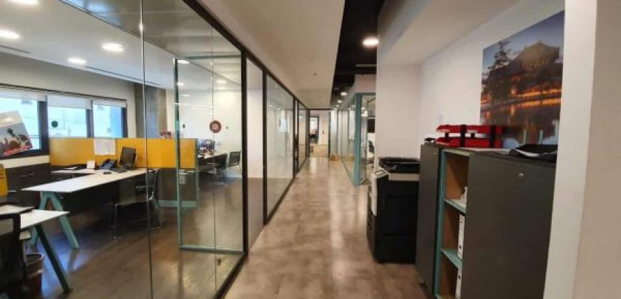 משרדים חדשים ומושקעים בלב תל אביב, מציאה!