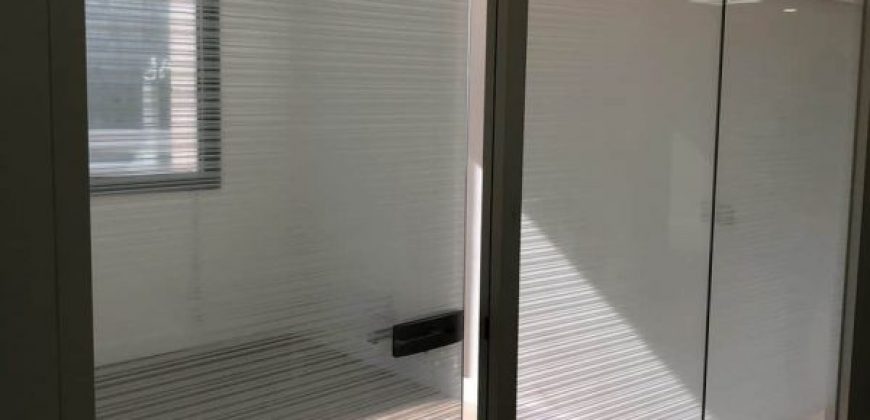 במגדל בוטיק בבורסה ברמת גן, משרדים מושקעים ומחולקים