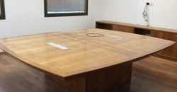 במגדל בוטיק בבורסה ברמת גן, משרדים מושקעים ומחולקים