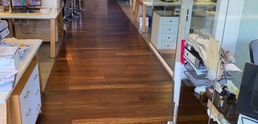 משרד מפואר בגימור יוקרתי במגדלי SEA VIEW, הרצליה פיתוח