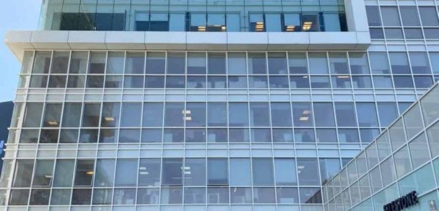 משרד מפואר בגימור יוקרתי במגדלי SEA VIEW, הרצליה פיתוח