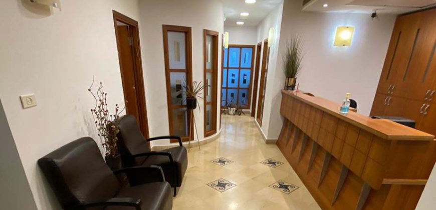 משרד יוקרתי ומדוגם במתחם הבורסה ברמת גן