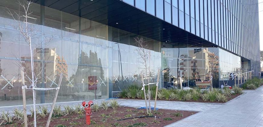 למכירה שטח מסחרי במיקום מנצח בכפר סבא