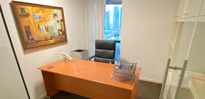 משרד יוקרתי ומדוגם במתחם הבורסה ברמת גן