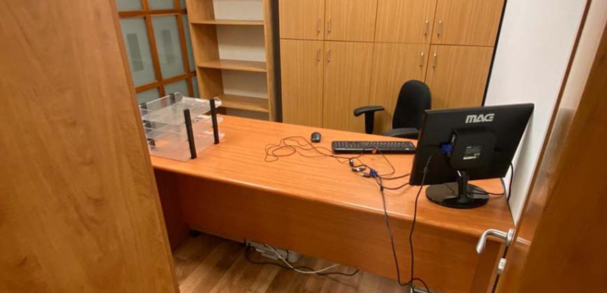 משרד יוקרתי ומדוגם במתחם הבורסה ברמת גן