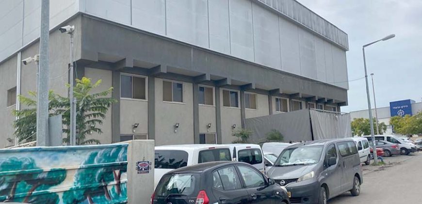 מציאה! מבנה תעשייתי בגן יבנה למלאכה, תעשייה, משרדים ועוד.