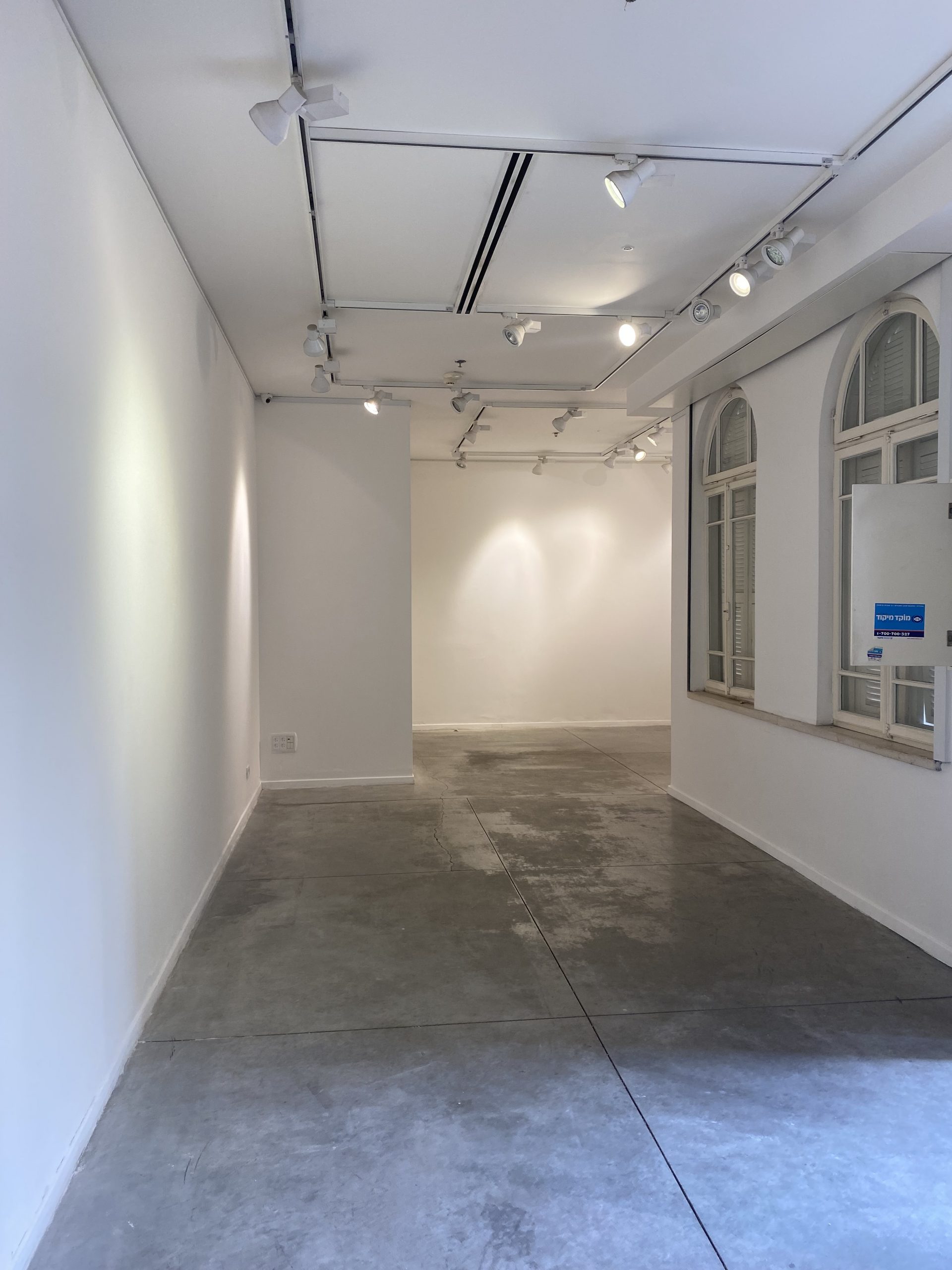 קומה מסחרית בשלמותה בלב העיר תל אביב להשכרה