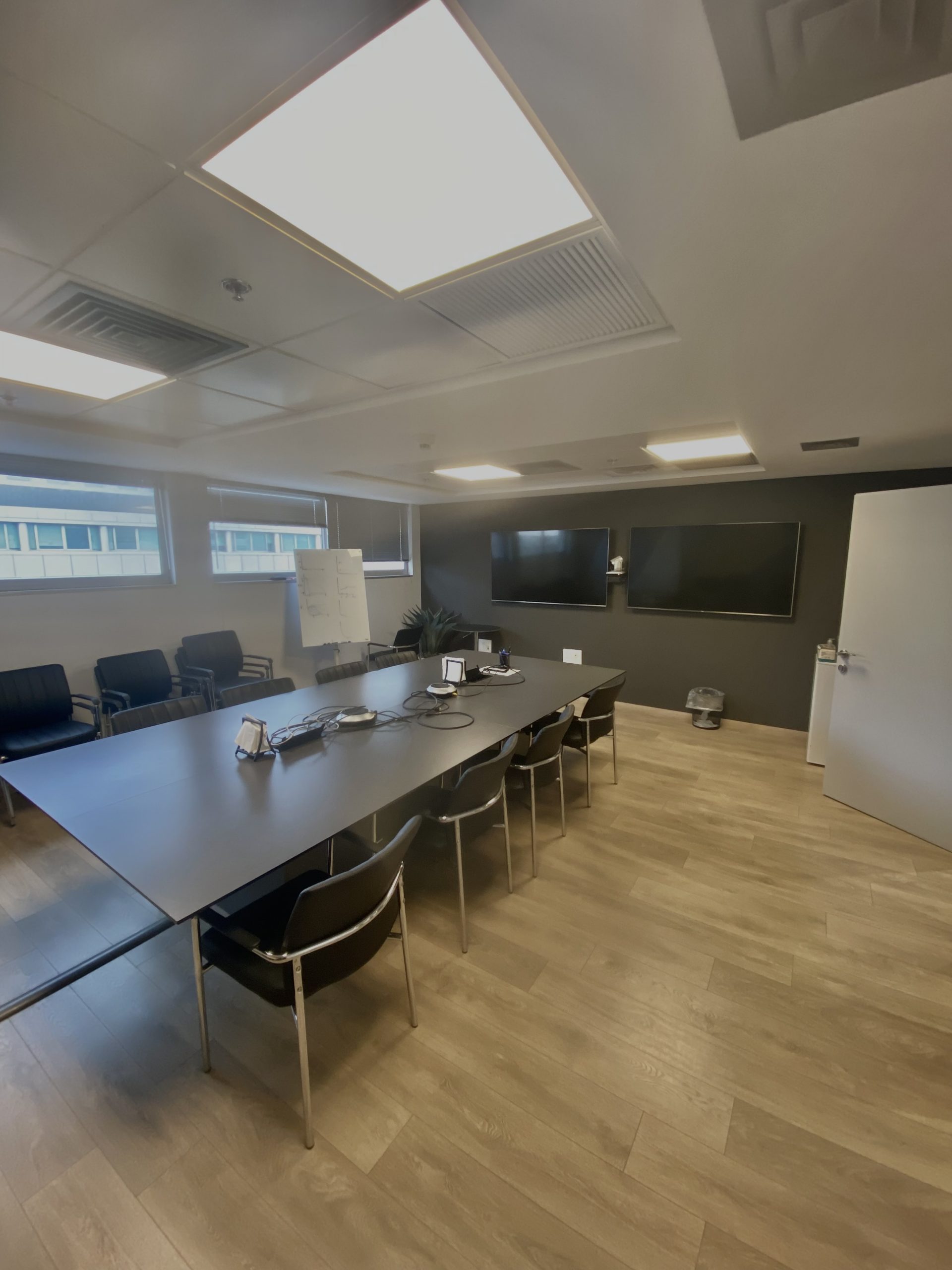 משרד להשכרה בתל אביב 516 מטר