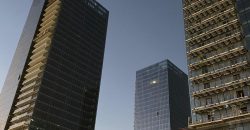 משרד פינתי למכירה במגדלי בסר פתח תקווה