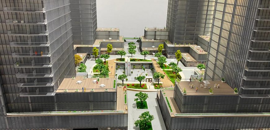 משרד פינתי למכירה במגדלי בסר פתח תקווה