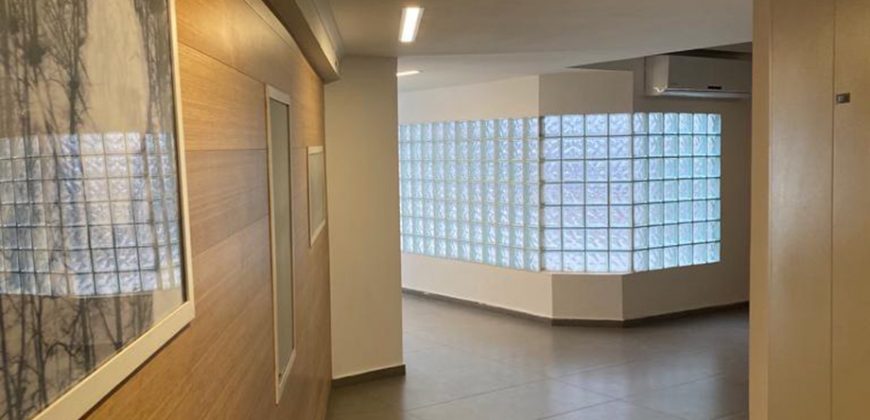 משרד להשכרה בלב מתחם הבורסה, 200 מ"ר