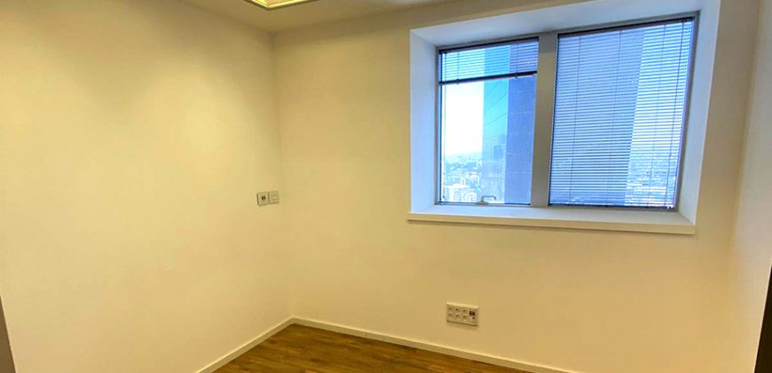 מציאה, השכרת משרד במגדל משה אביב, נוף משגע