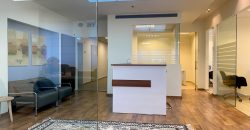 משרד מציאה! להשכרה על ציר יגאל אלון