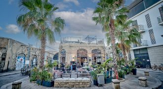 חנות בפריים לוקיישן מושכרת לסופר-פארם לטווח ארוך