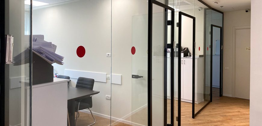 משרד להשכרה 216 מ"ר במגדל ספיר היוקרתי!