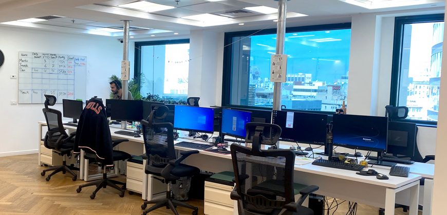 משרד להשכרה בלב מתחם הבורסה 208 מ"ר בקרבת רכבת !!