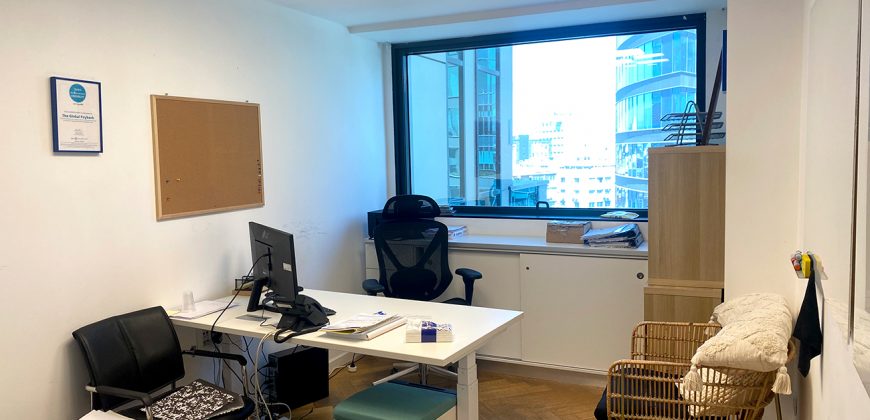 משרד להשכרה בלב מתחם הבורסה 208 מ"ר בקרבת רכבת !!