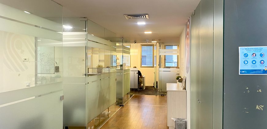 קומה עצמאית להשכרה 416 מ"ר לב מתחם הבורסה!!