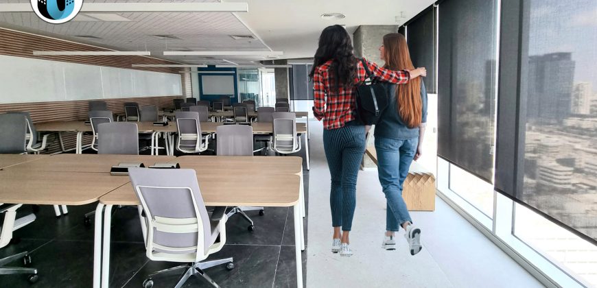 השכרת משרד בסקיי טאוור, יפהפה, נוף ונדיר