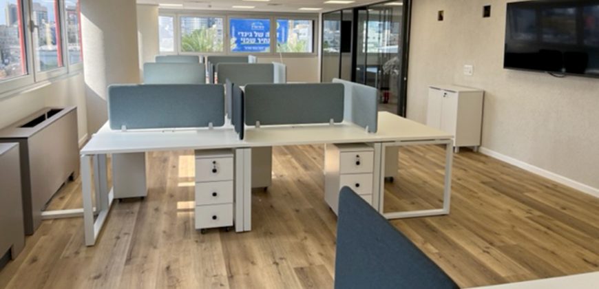 משרד להשכרה ביגאל אלון 90 תל אביב – 135 מ"ר‎