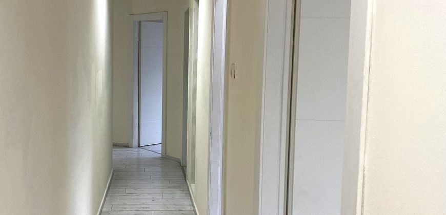 משרד להשכרה בבית זקסנברג ר"ג – 130 מ"ר