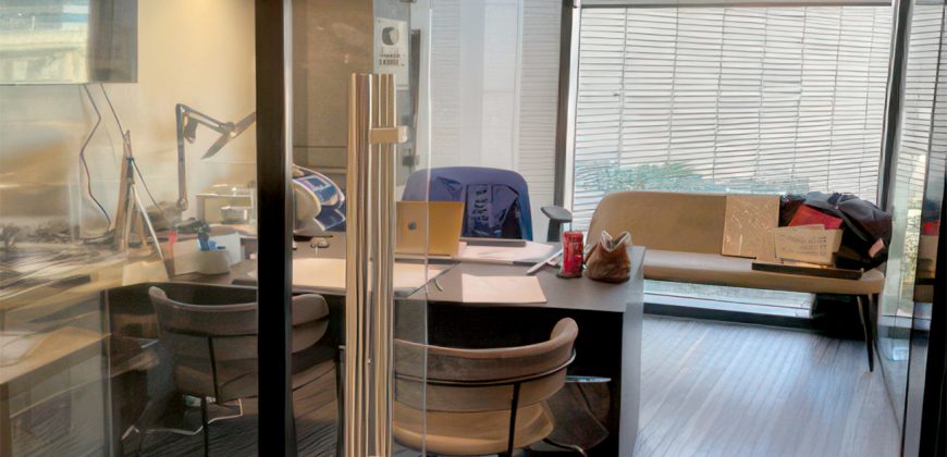 עסקה נדירה, למכירה משרד יוקרתי ונדיר במגדל ספיר